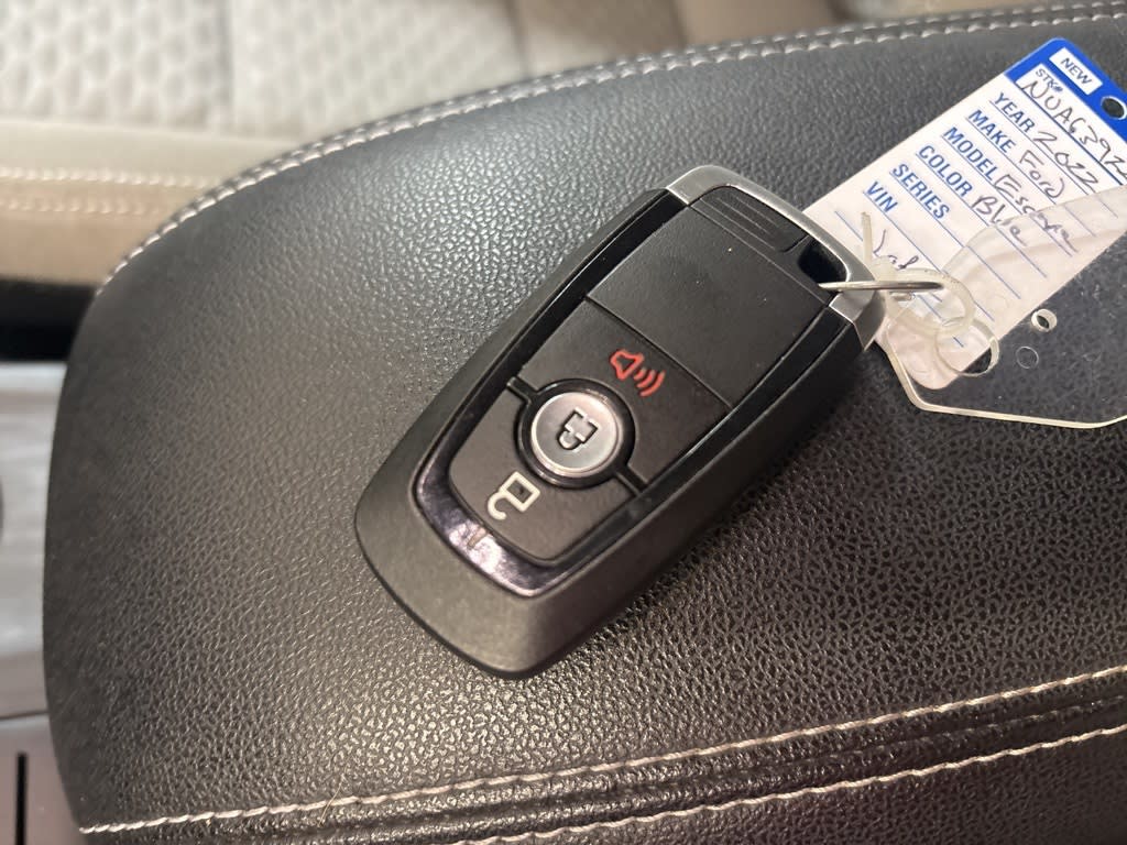 Thumbnail: 2022 Ford Escape - 17