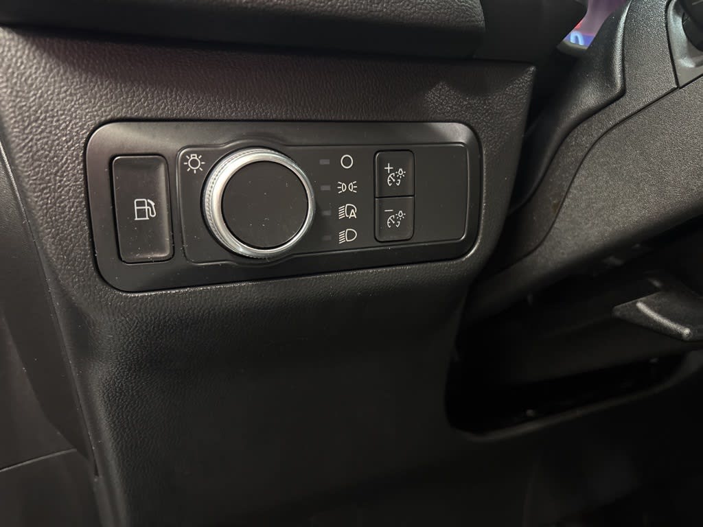 Thumbnail: 2022 Ford Escape - 23