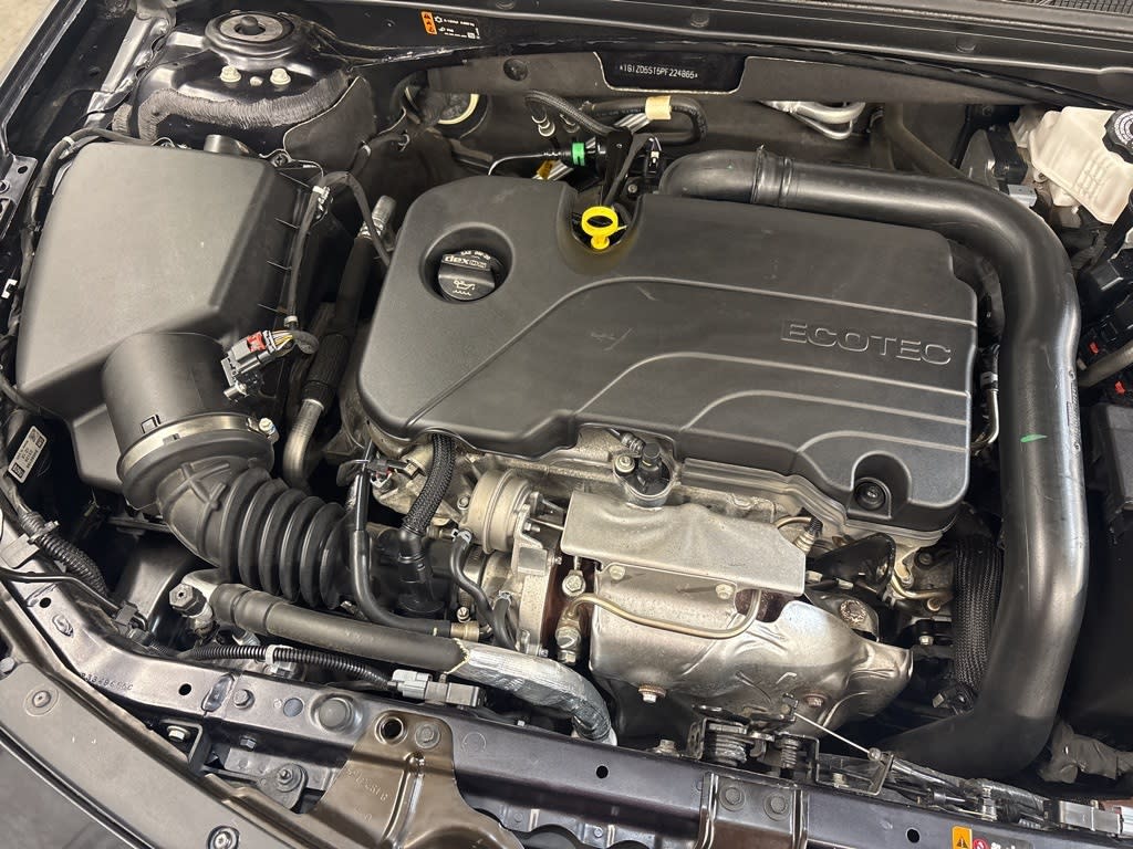 Thumbnail: 2023 Chevrolet Malibu - 7