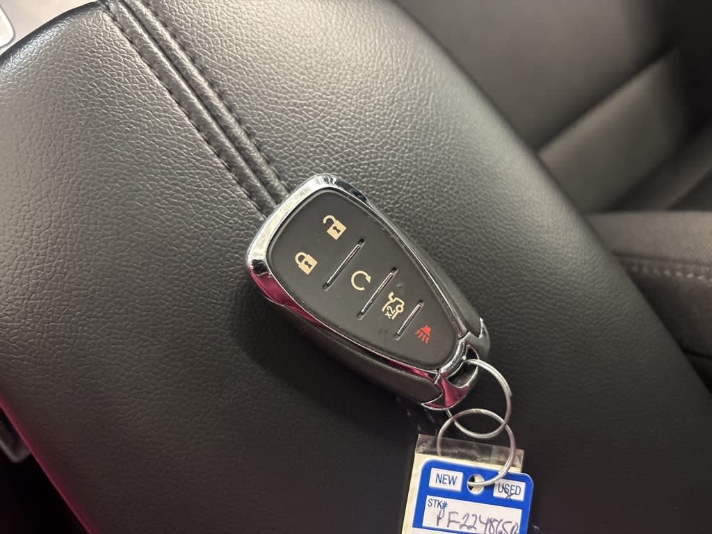 Thumbnail: 2023 Chevrolet Malibu - 17