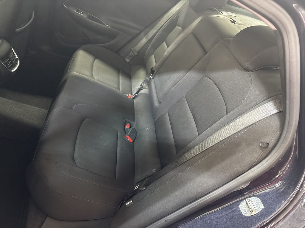 Thumbnail: 2023 Chevrolet Malibu - 32