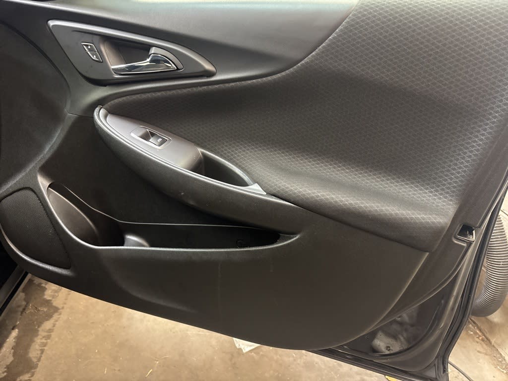 Thumbnail: 2023 Chevrolet Malibu - 36