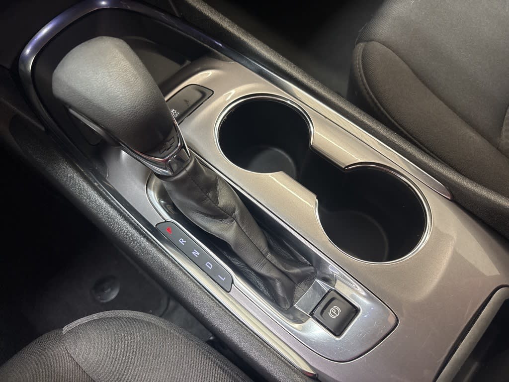 Thumbnail: 2023 Chevrolet Malibu - 28