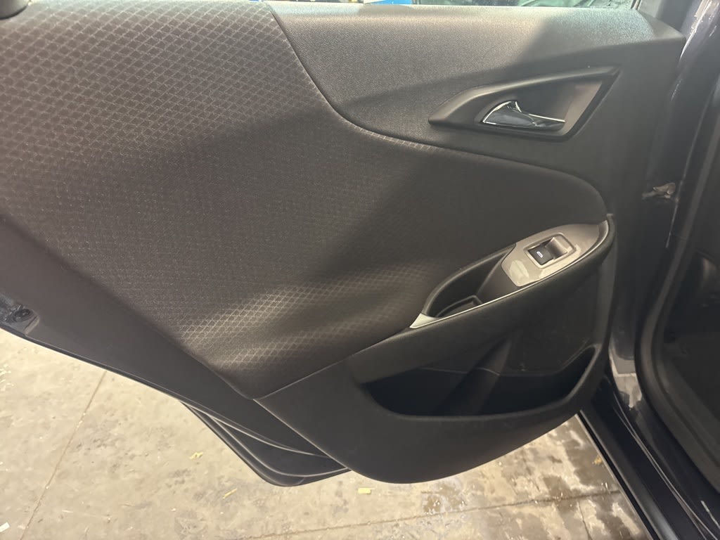 Thumbnail: 2023 Chevrolet Malibu - 30