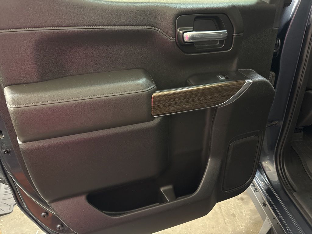 Thumbnail: 2022 Chevrolet Silverado 1500 - 28