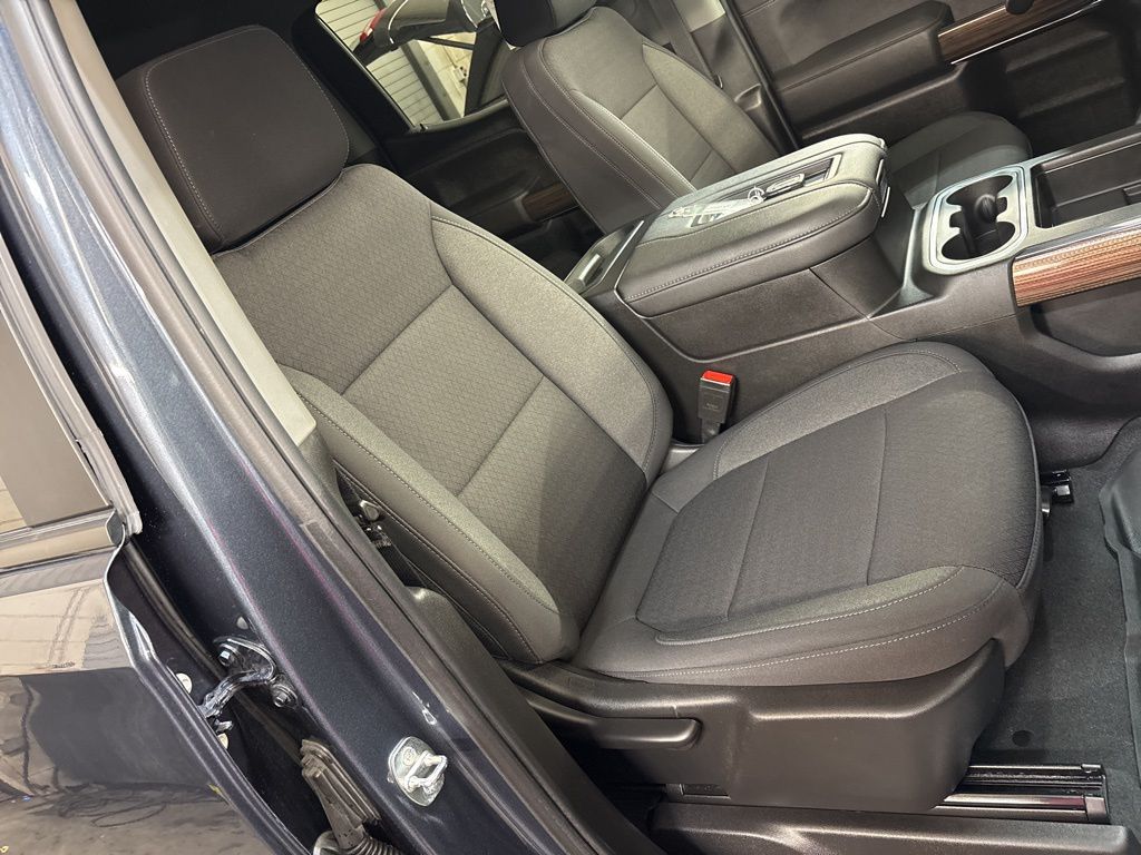 Thumbnail: 2022 Chevrolet Silverado 1500 - 36