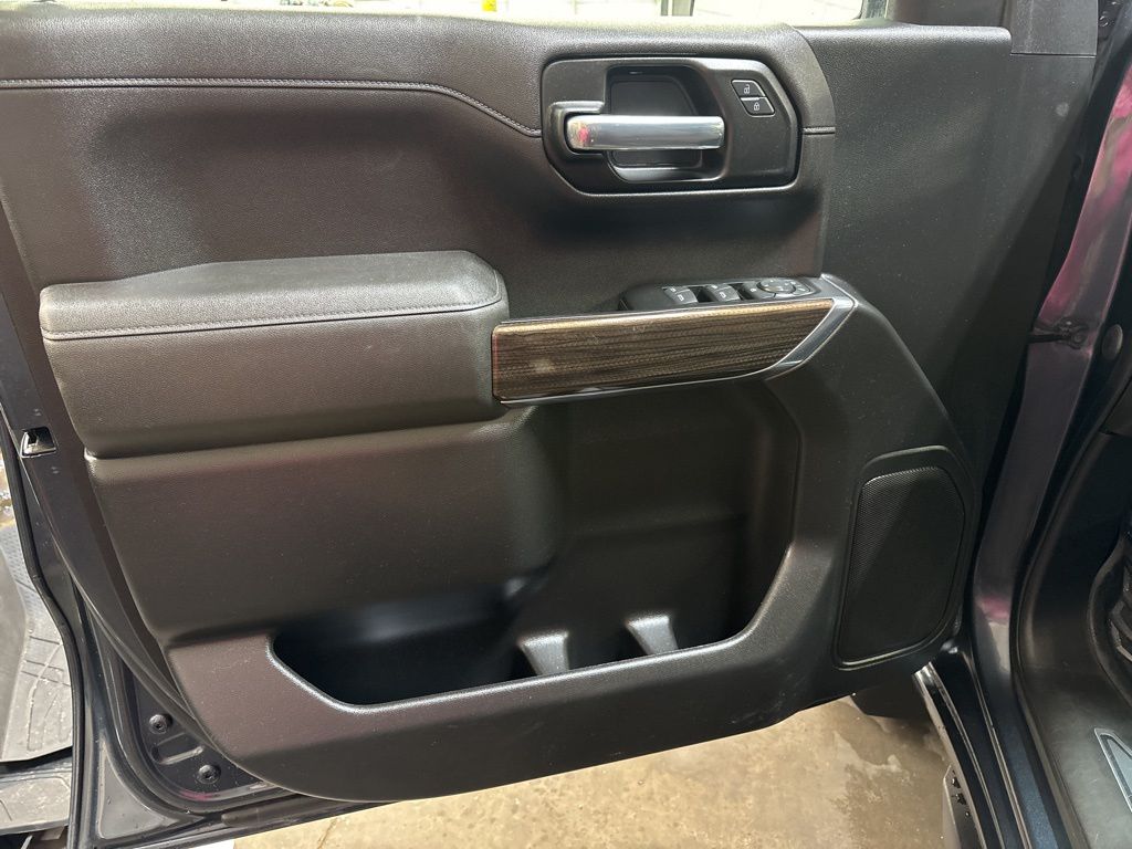 Thumbnail: 2022 Chevrolet Silverado 1500 - 20