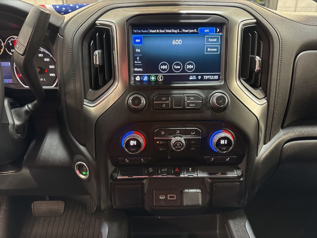 Thumbnail: 2022 Chevrolet Silverado 1500 - 14