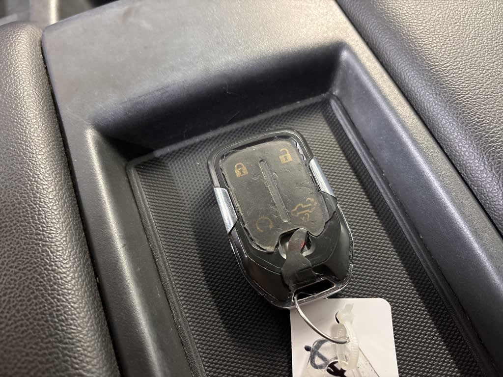 Thumbnail: 2020 Chevrolet Silverado 1500 - 14