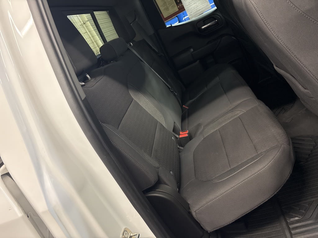 Thumbnail: 2020 Chevrolet Silverado 1500 - 31