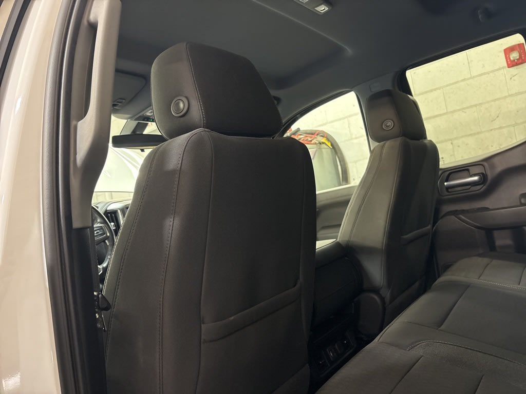 Thumbnail: 2020 Chevrolet Silverado 1500 - 10