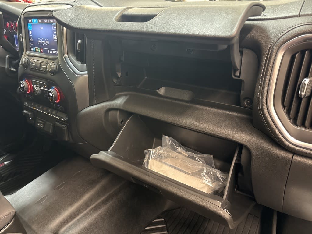 Thumbnail: 2020 Chevrolet Silverado 1500 - 37