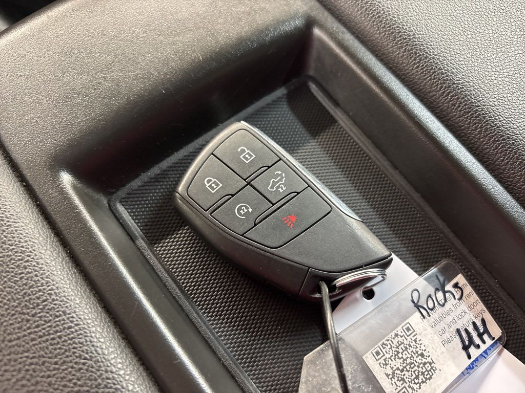 Thumbnail: 2025 Chevrolet Silverado 1500 - 15