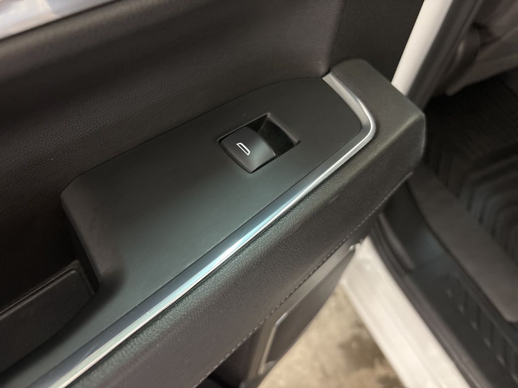 Thumbnail: 2025 Chevrolet Silverado 1500 - 29