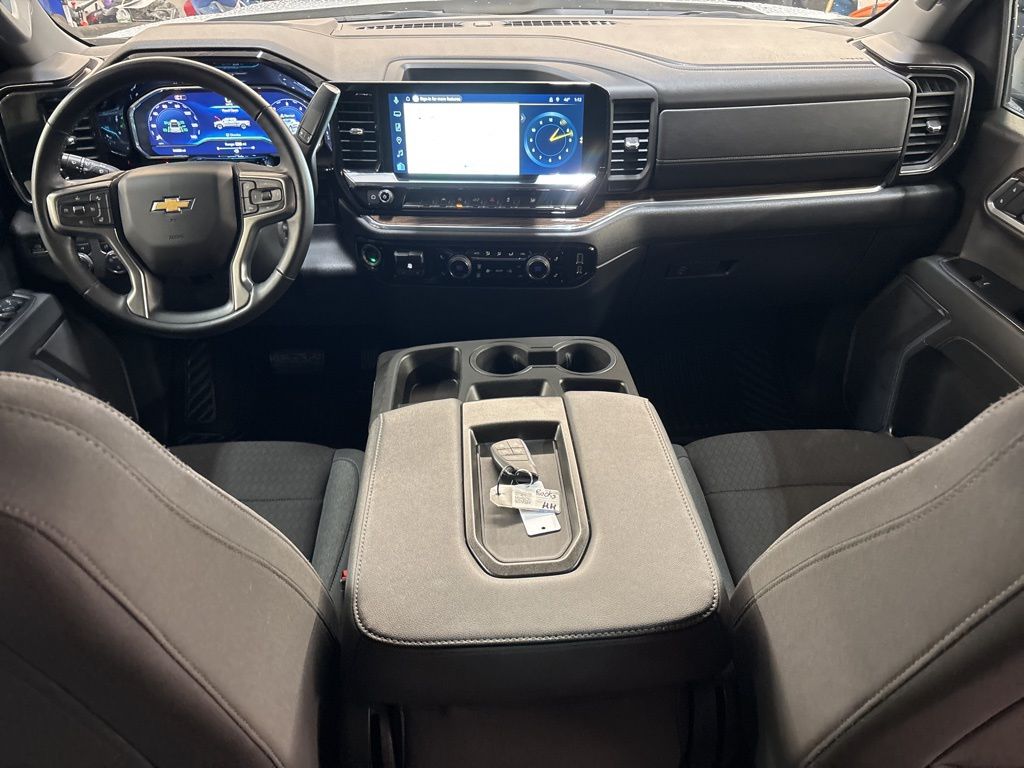 Thumbnail: 2025 Chevrolet Silverado 1500 - 11