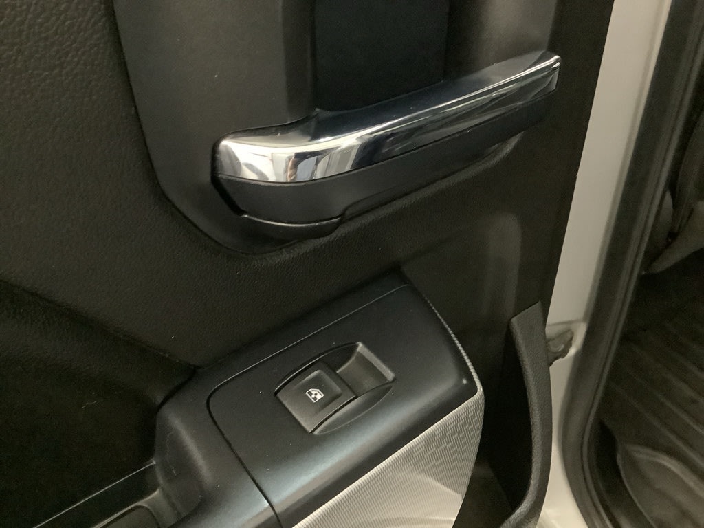 2017 Chevrolet Silverado 1500 LT Z71 34