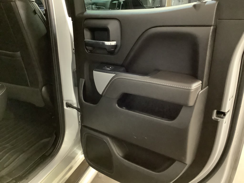 2017 Chevrolet Silverado 1500 LT Z71 35