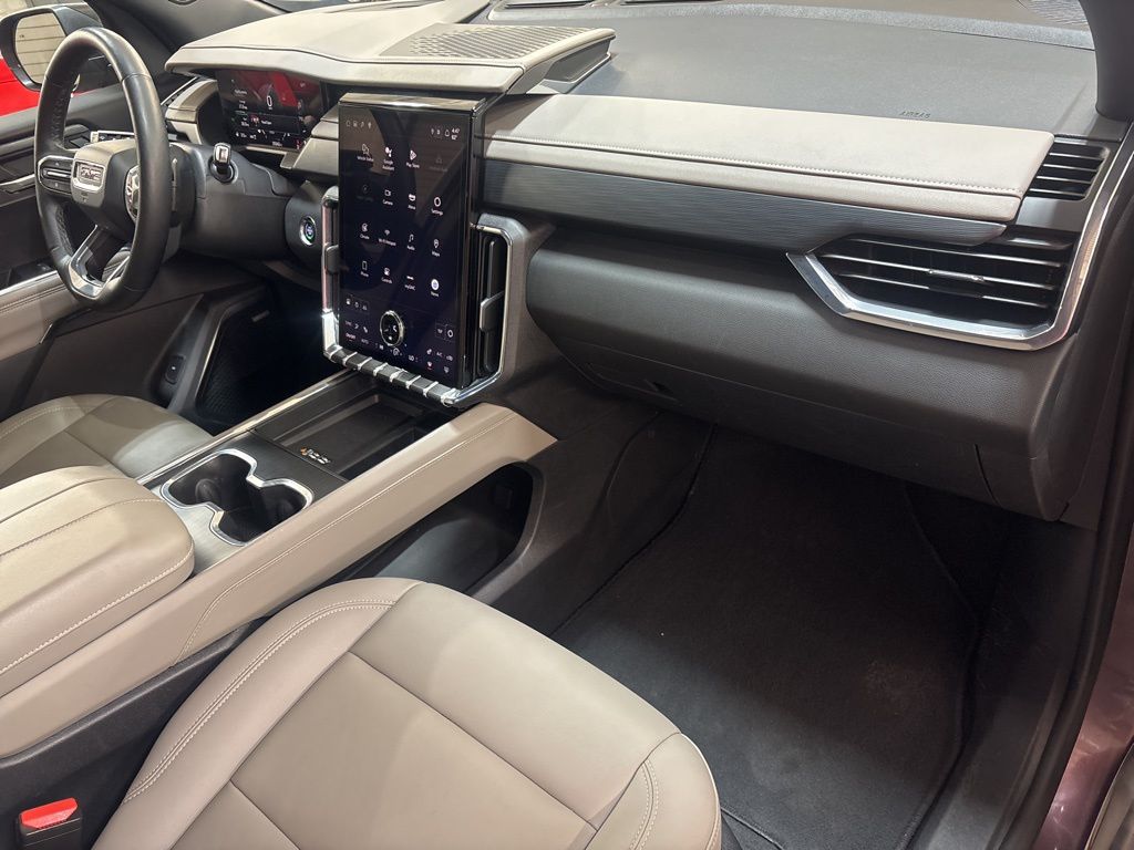 Thumbnail: 2024 GMC Acadia - 12