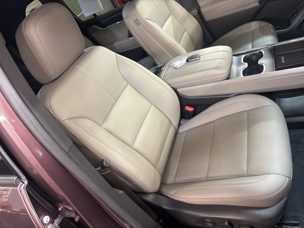 Thumbnail: 2024 GMC Acadia - 45