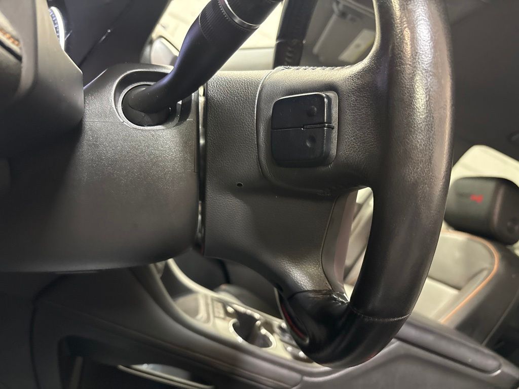 Thumbnail: 2020 GMC Acadia - 15