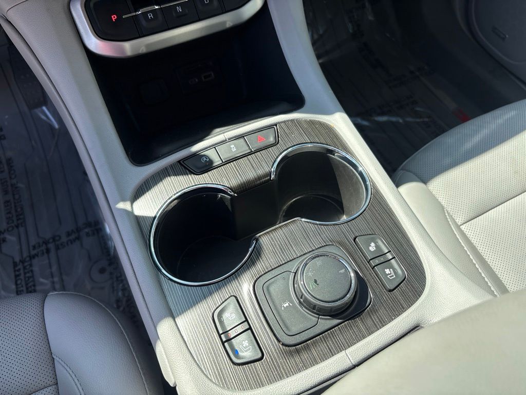 Thumbnail: 2023 GMC Acadia - 27