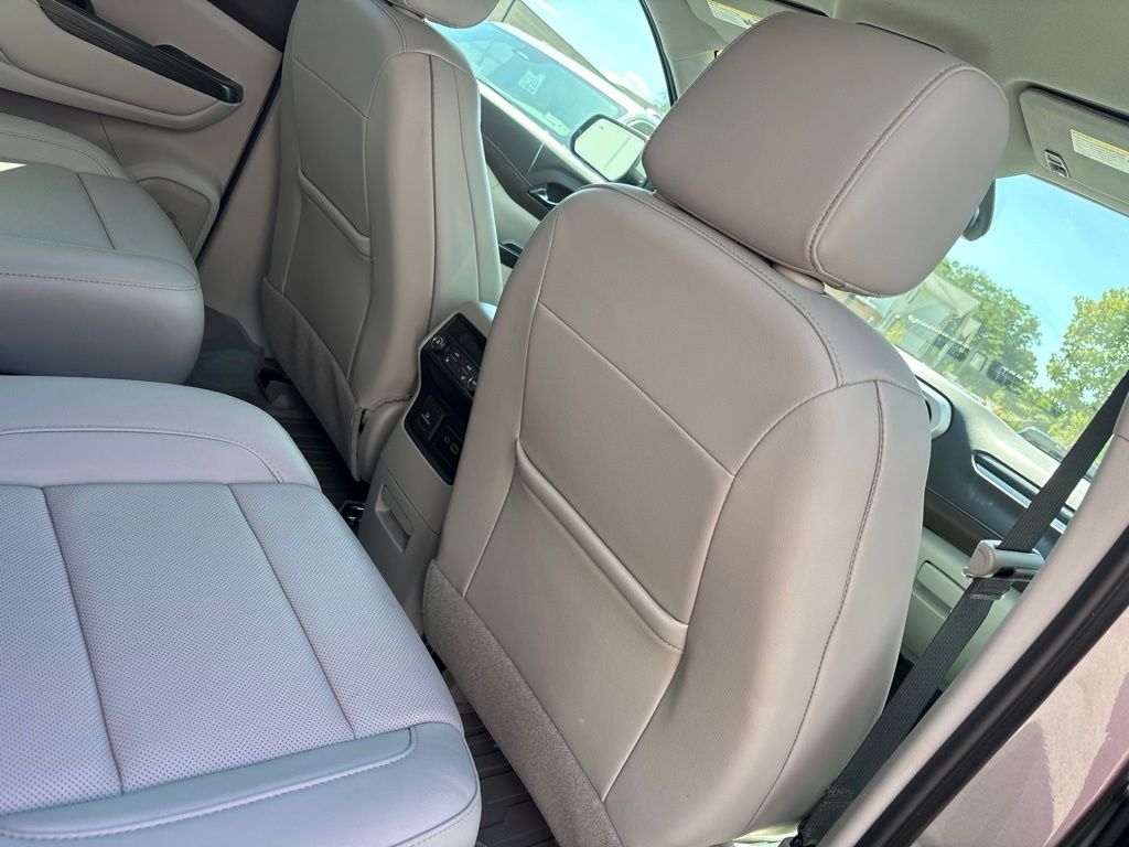 Thumbnail: 2023 GMC Acadia - 39