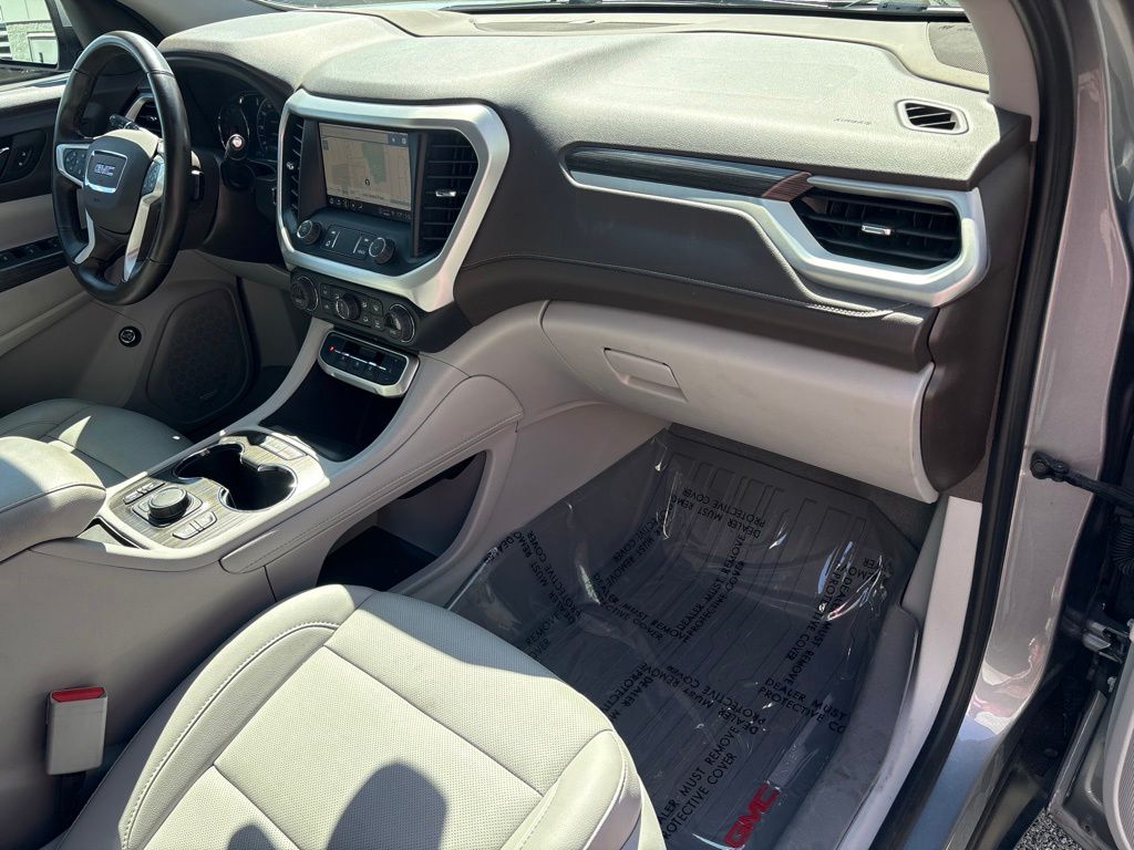 Thumbnail: 2023 GMC Acadia - 13