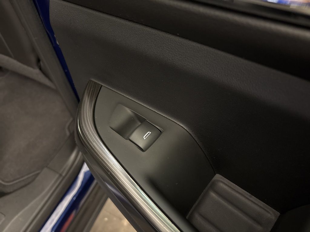 Thumbnail: 2023 GMC Acadia - 40