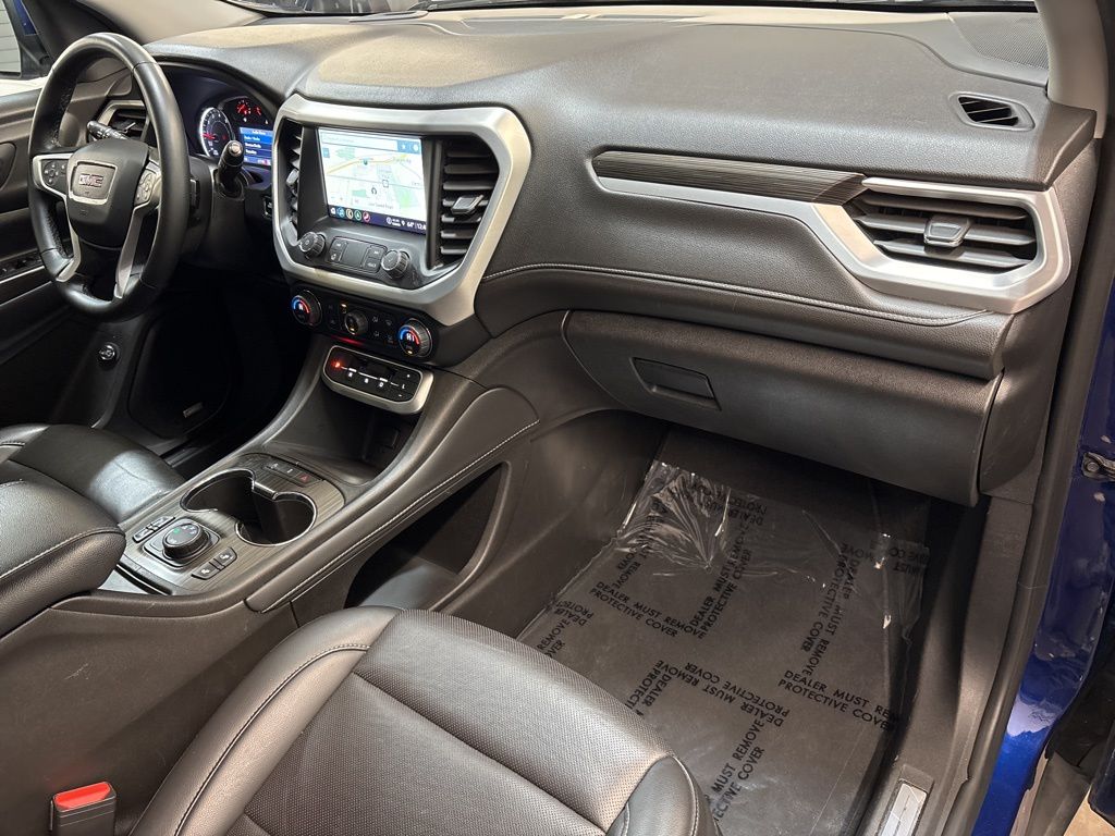 Thumbnail: 2023 GMC Acadia - 13