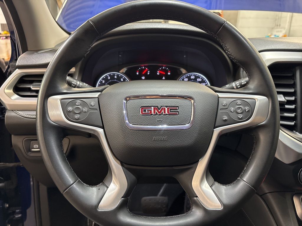 Thumbnail: 2023 GMC Acadia - 8