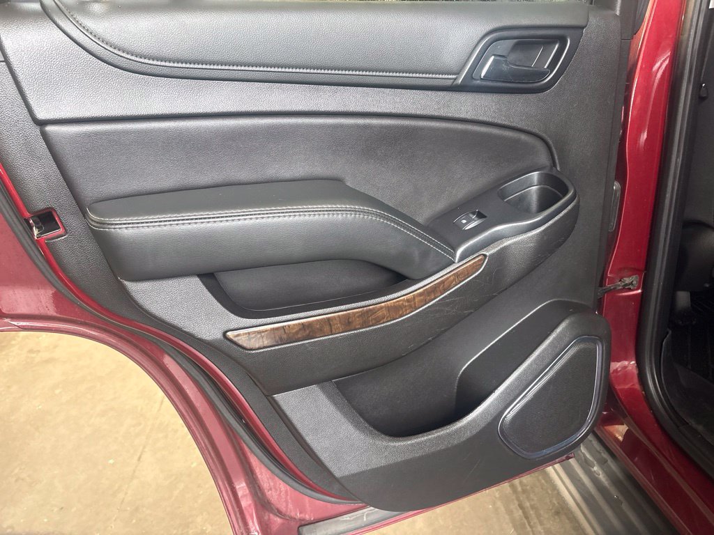 Thumbnail: 2019 Chevrolet Tahoe - 33