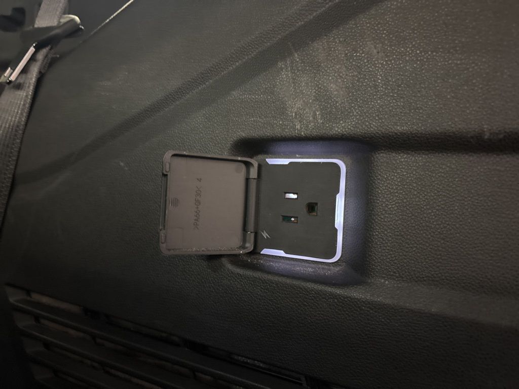 Thumbnail: 2024 Chevrolet Tahoe - 36