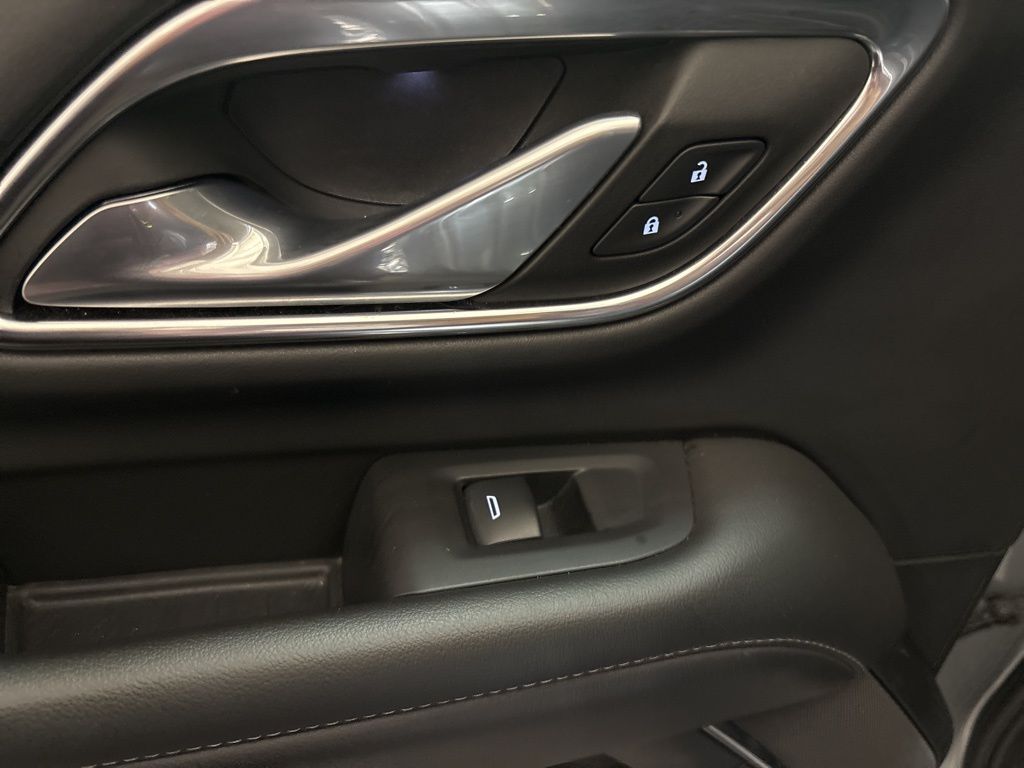 Thumbnail: 2024 Chevrolet Tahoe - 31