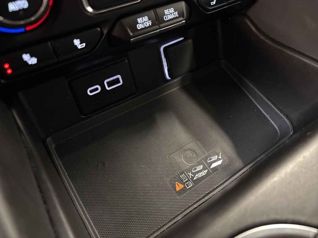 Thumbnail: 2024 Chevrolet Tahoe - 28