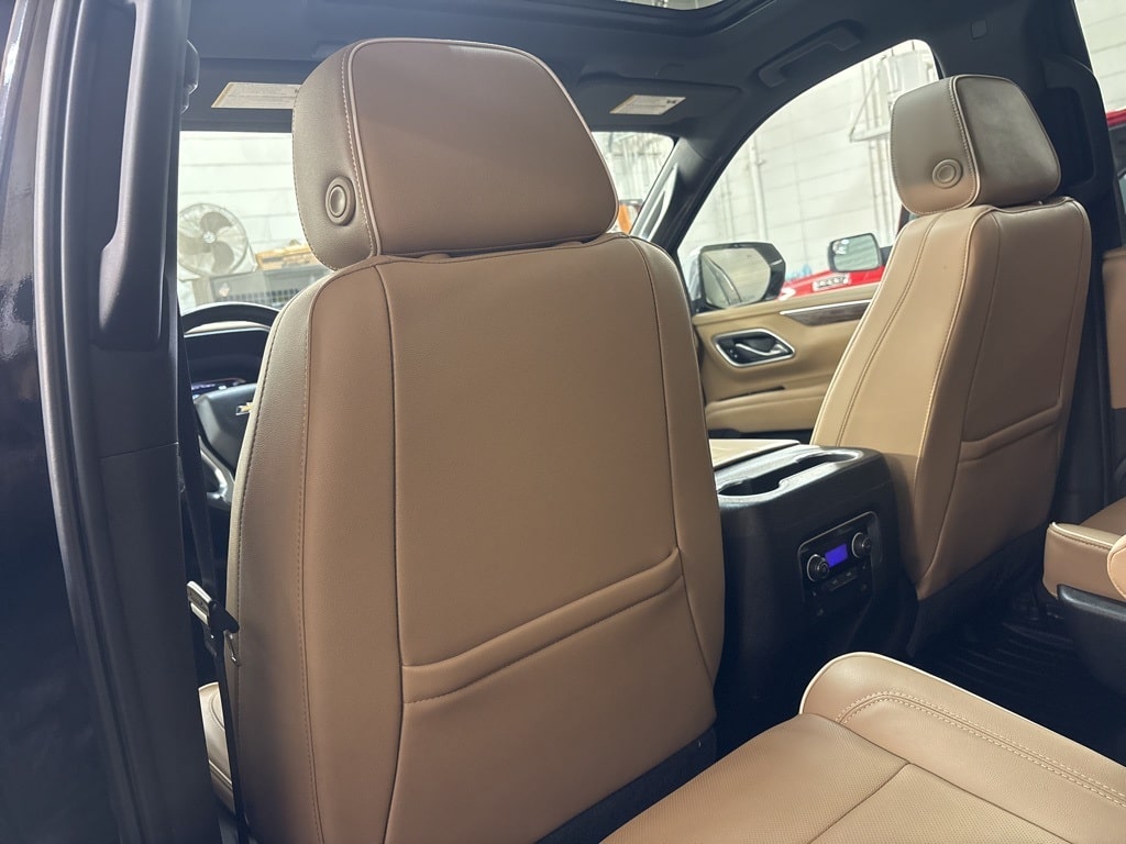 Thumbnail: 2021 Chevrolet Tahoe - 32