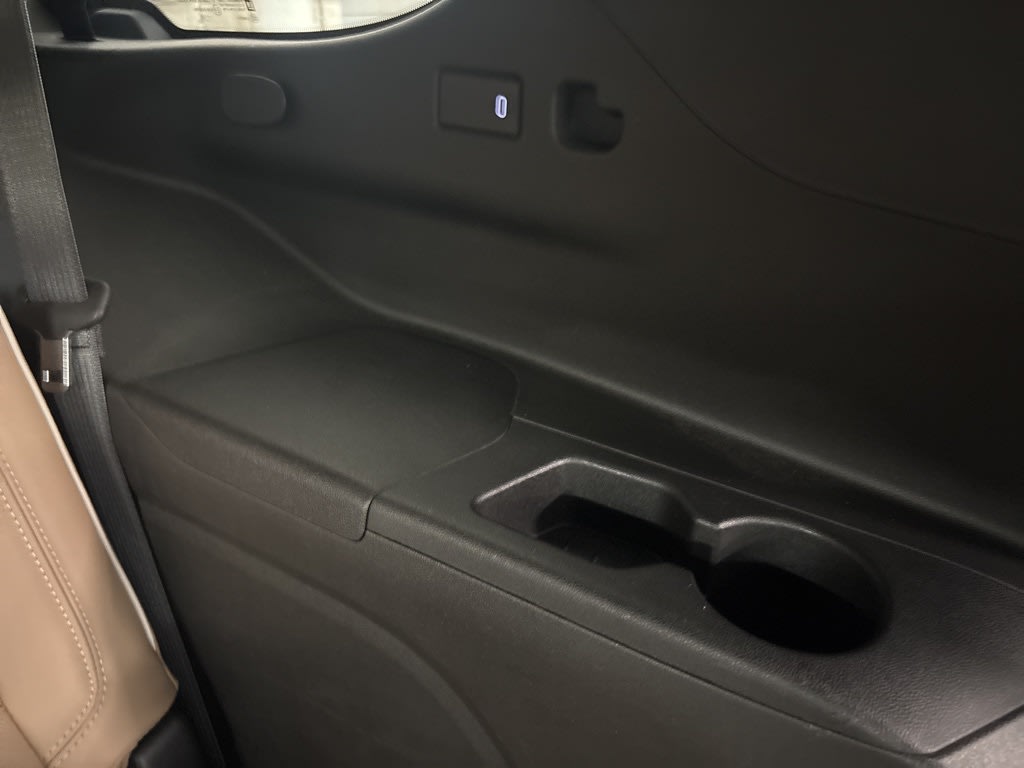 Thumbnail: 2021 Chevrolet Tahoe - 34