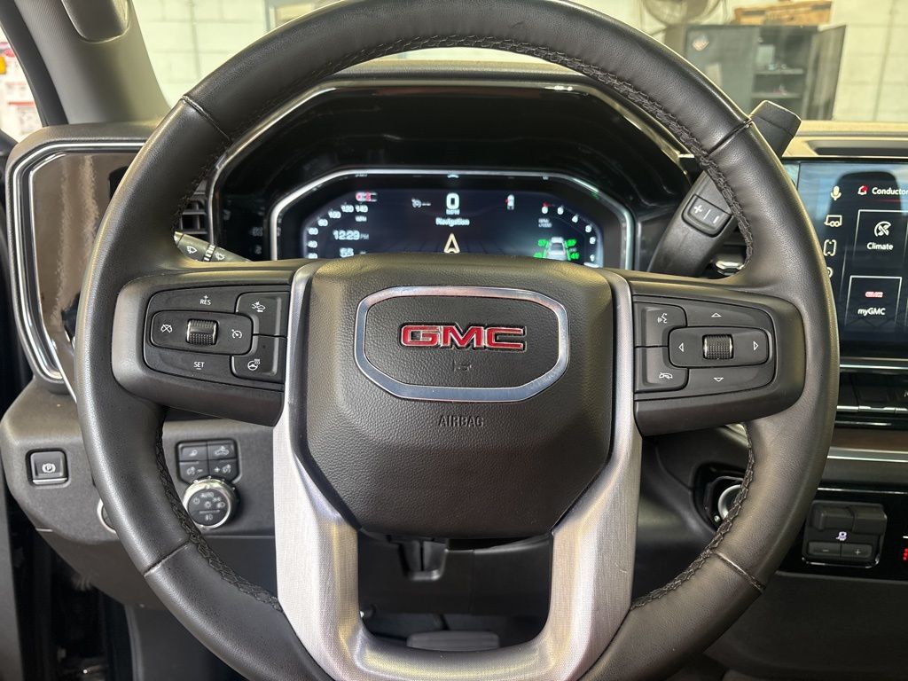 Thumbnail: 2025 GMC Sierra 1500 - 8