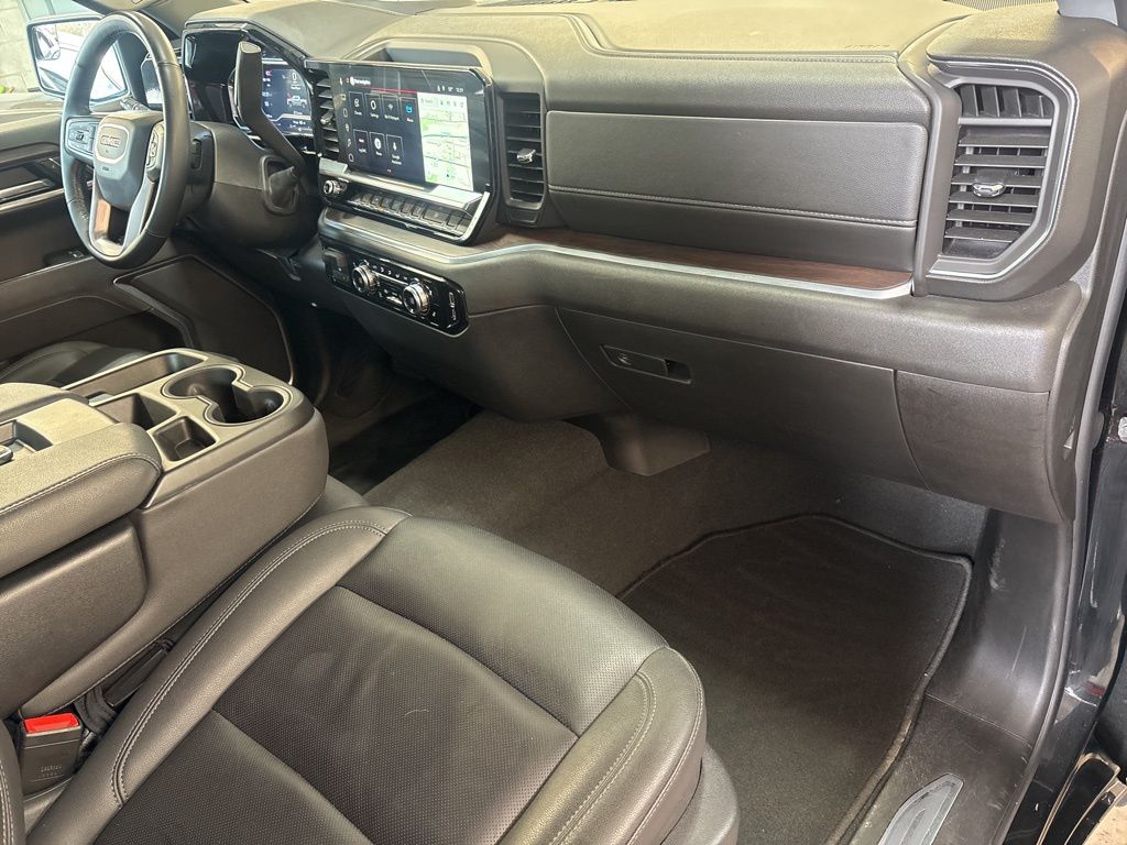 Thumbnail: 2025 GMC Sierra 1500 - 13