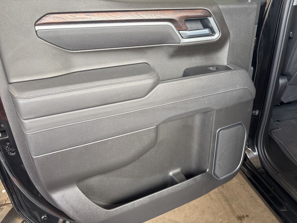 Thumbnail: 2025 GMC Sierra 1500 - 29