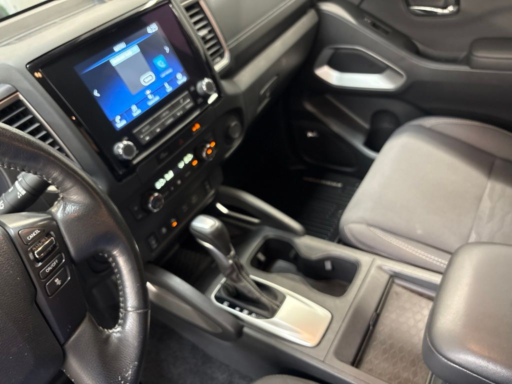 Thumbnail: 2024 Nissan Frontier - 13
