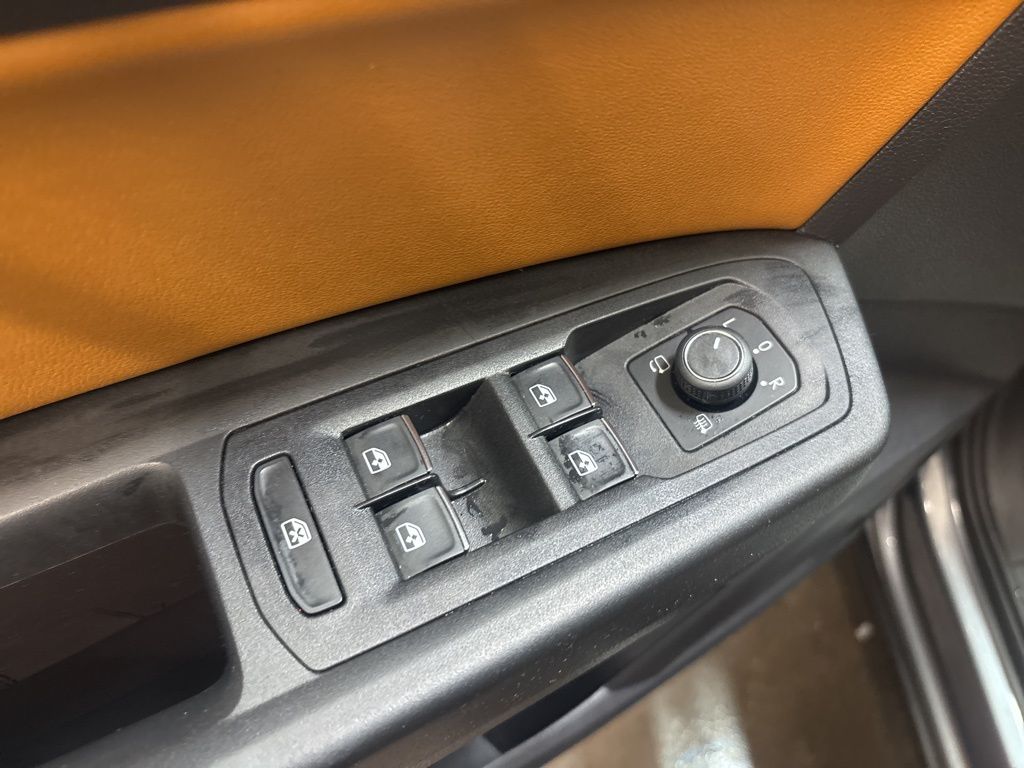 Thumbnail: 2018 Volkswagen Atlas - 22