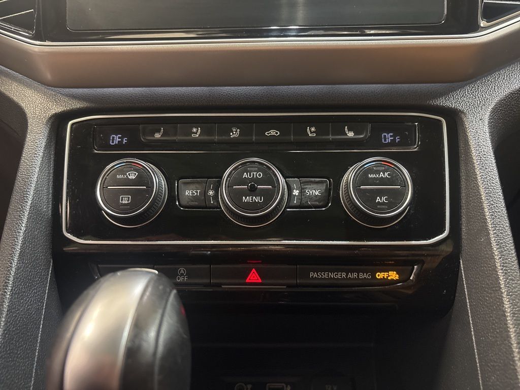 Thumbnail: 2018 Volkswagen Atlas - 27