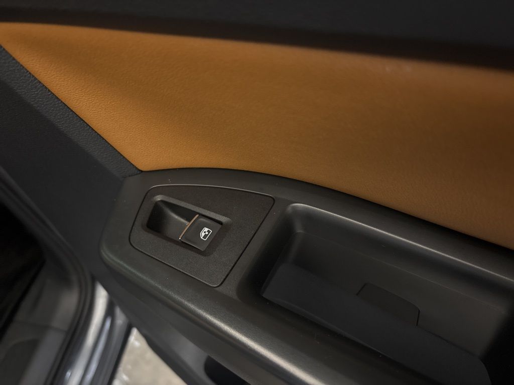 Thumbnail: 2018 Volkswagen Atlas - 38