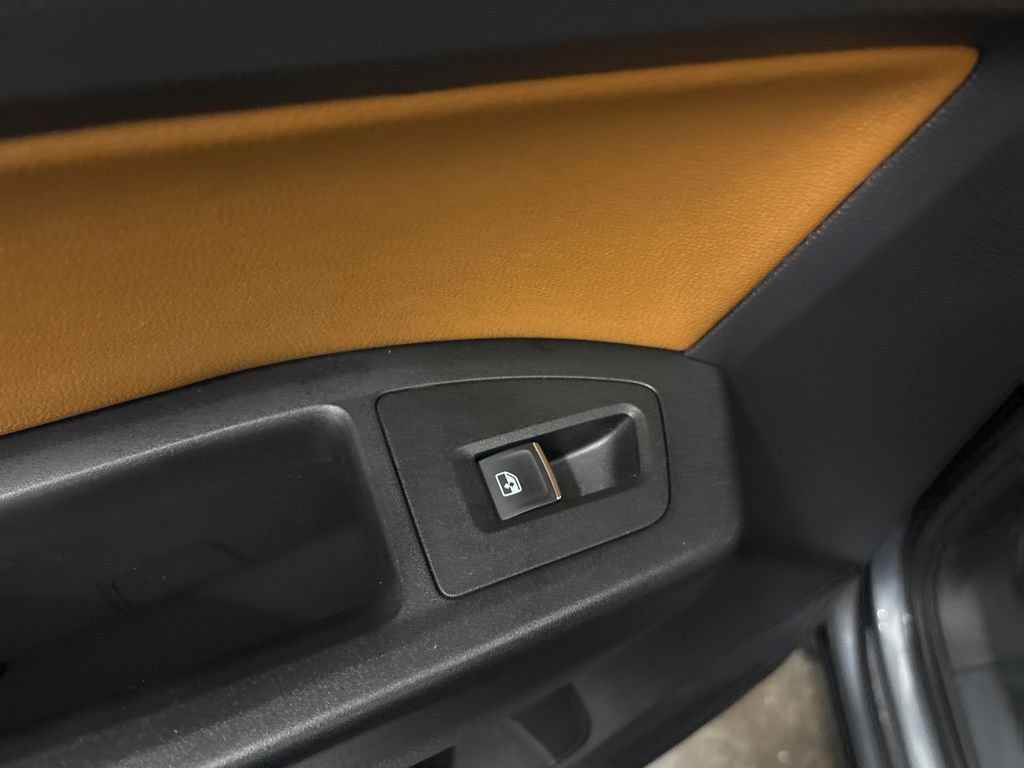 Thumbnail: 2018 Volkswagen Atlas - 33