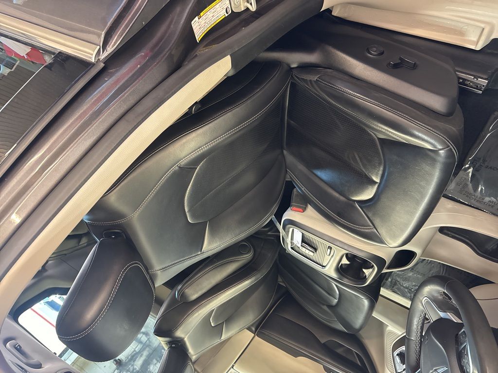 Thumbnail: 2023 Chrysler Pacifica - 7