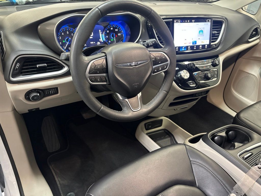 Thumbnail: 2024 Chrysler Pacifica - 2