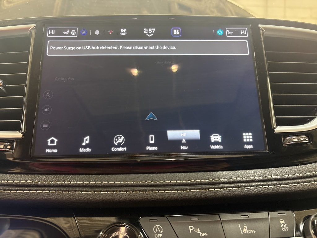 Thumbnail: 2023 Chrysler Pacifica - 26