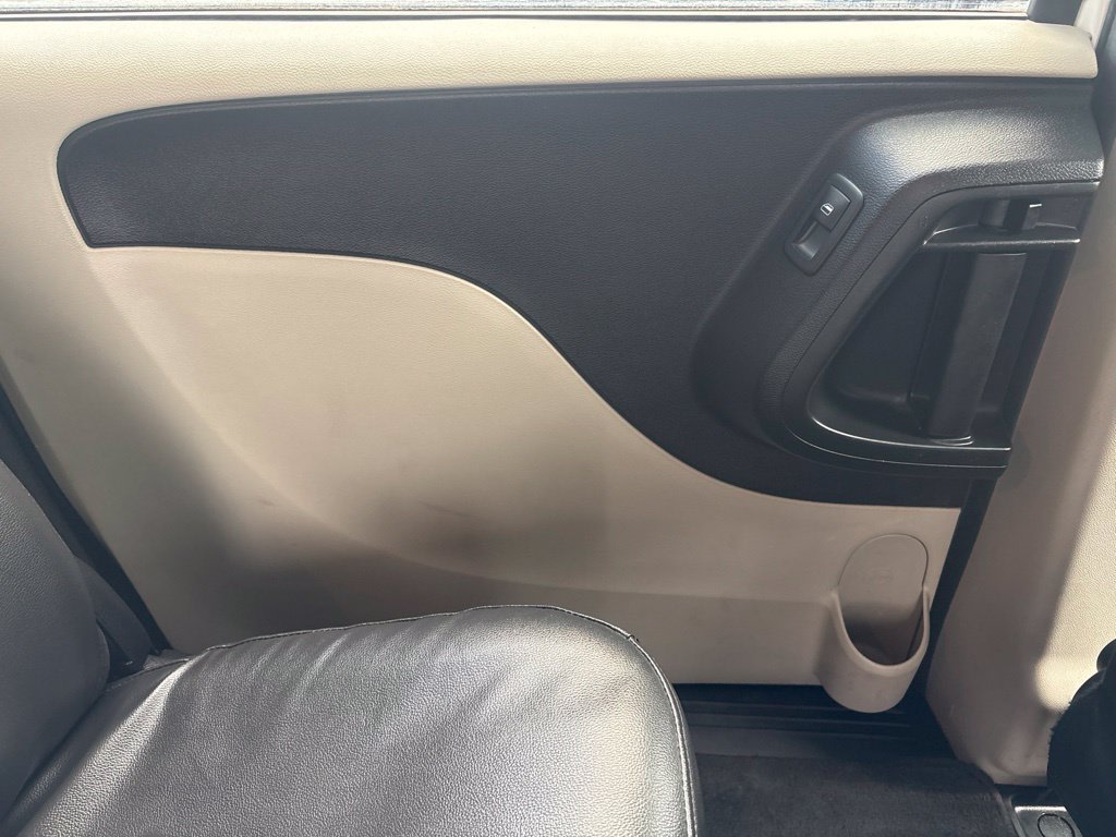 Thumbnail: 2019 Dodge Grand Caravan - 32