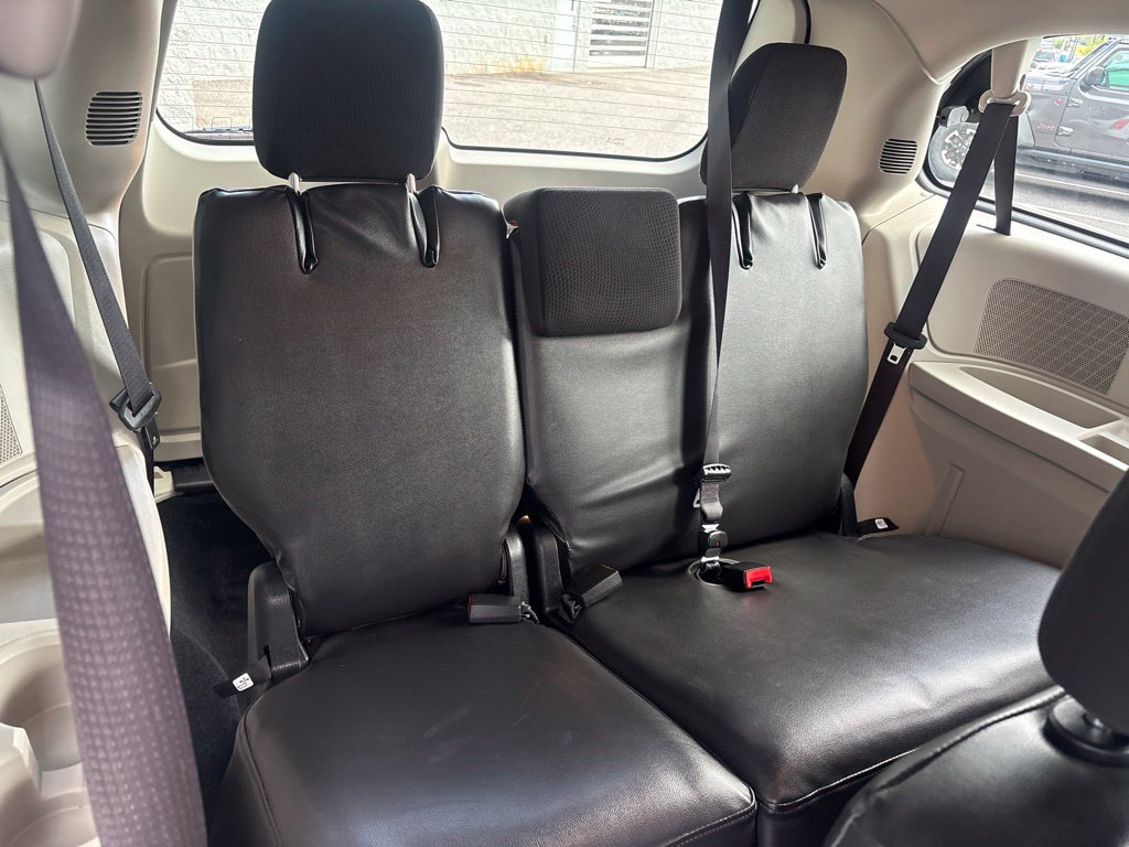 Thumbnail: 2019 Dodge Grand Caravan - 31
