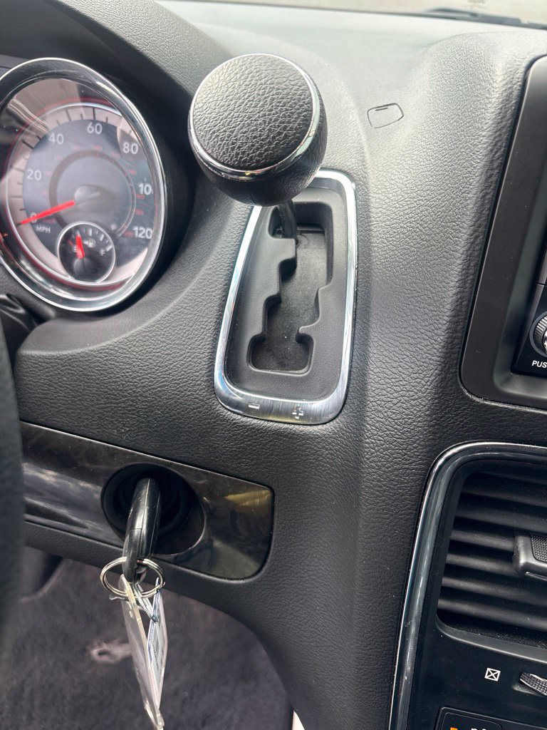 Thumbnail: 2019 Dodge Grand Caravan - 24